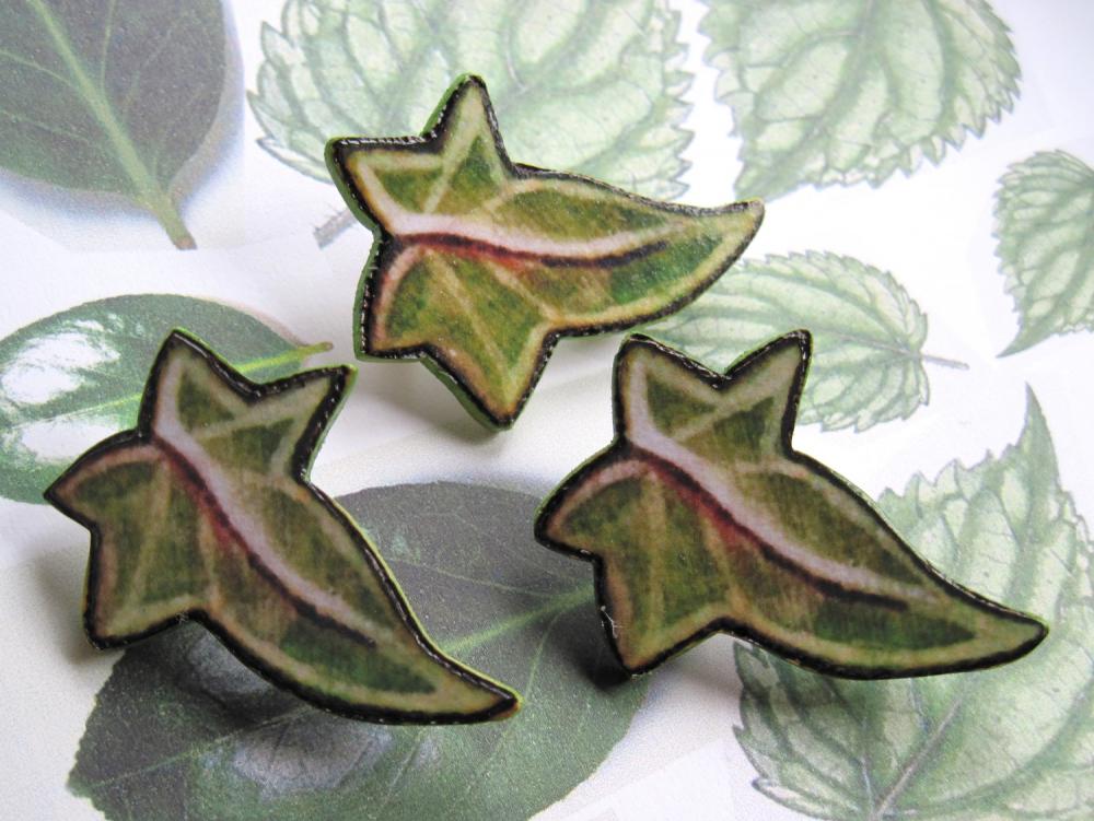 Elven Ivy Leaf Brooch - wooden art badge - pyrography, decoupage